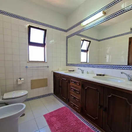 Vivenda Camelia V3 Com Piscina Em - Algarve *