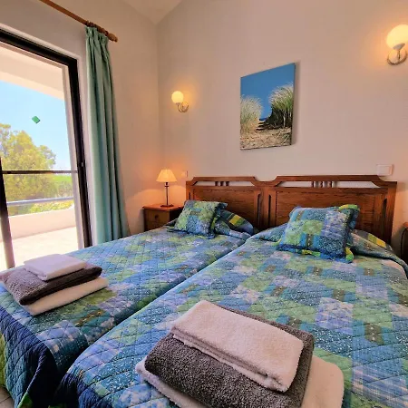 Vivenda Camelia V3 Com Piscina Em - Algarve * Boliqueime