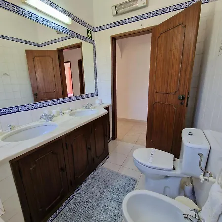 Vivenda Camelia V3 Com Piscina Em - Algarve *