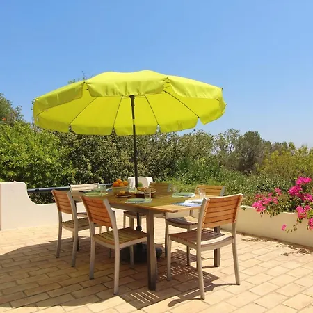 Vivenda Camelia V3 Com Piscina Em - Algarve *