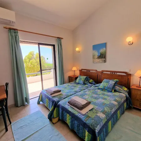 Villa Vivenda Camelia V3 Com Piscina Em - Algarve Boliqueime